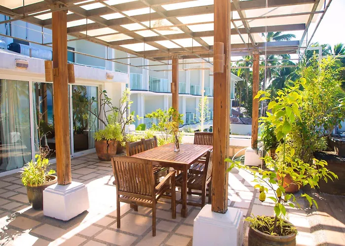 Mayumi Beach Villa