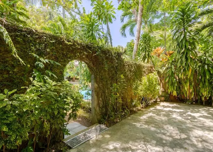Palmhill Villa